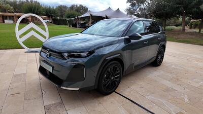 Citroen C5 Aircross 2025: arriva il SUV da 29.900 euro, con pi&ugrave; spazio e fino a 100 km in elettrico