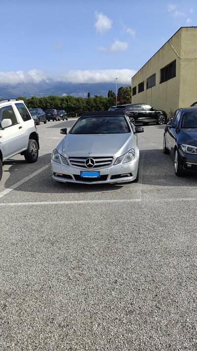 Mercedes-Benz Classe E Cabrio 250 CDI Cabrio BlueEFFICIENCY Executive del 2010 usata a Grimaldi