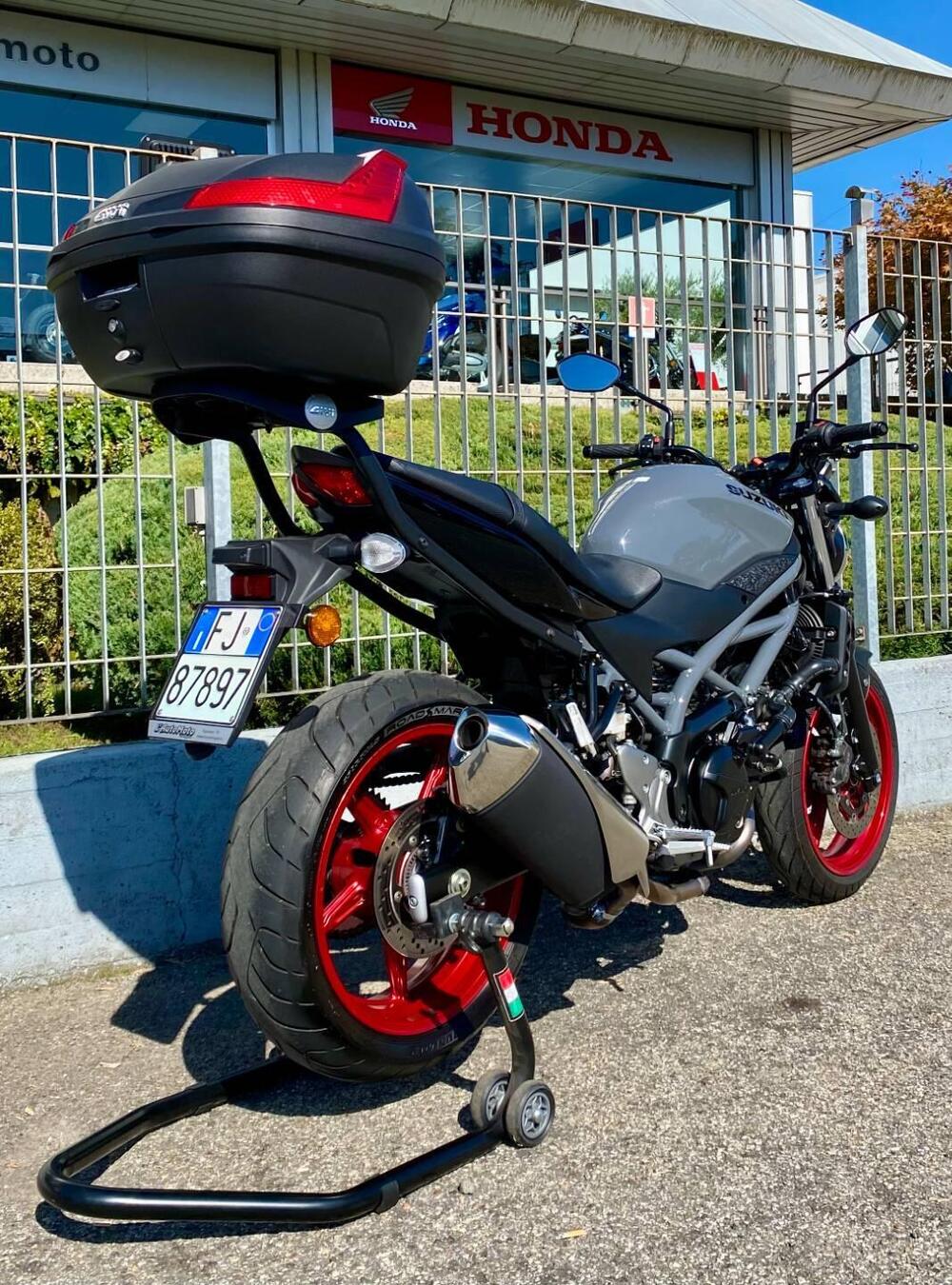 Suzuki SV650 (2021 - 24) (4)