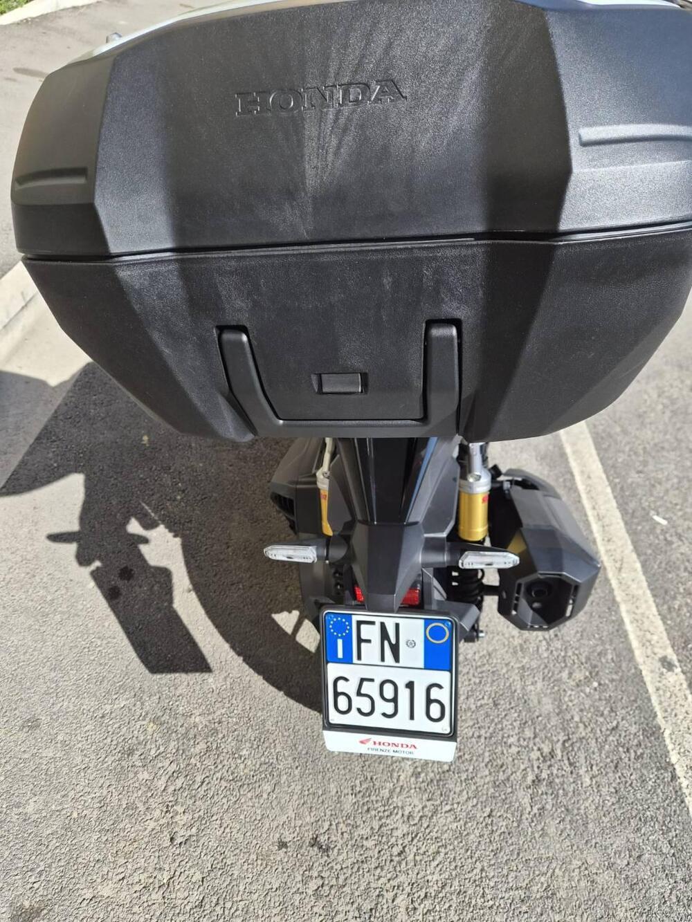 Honda ADV 350 Special Edition (2025 - 26) (2)