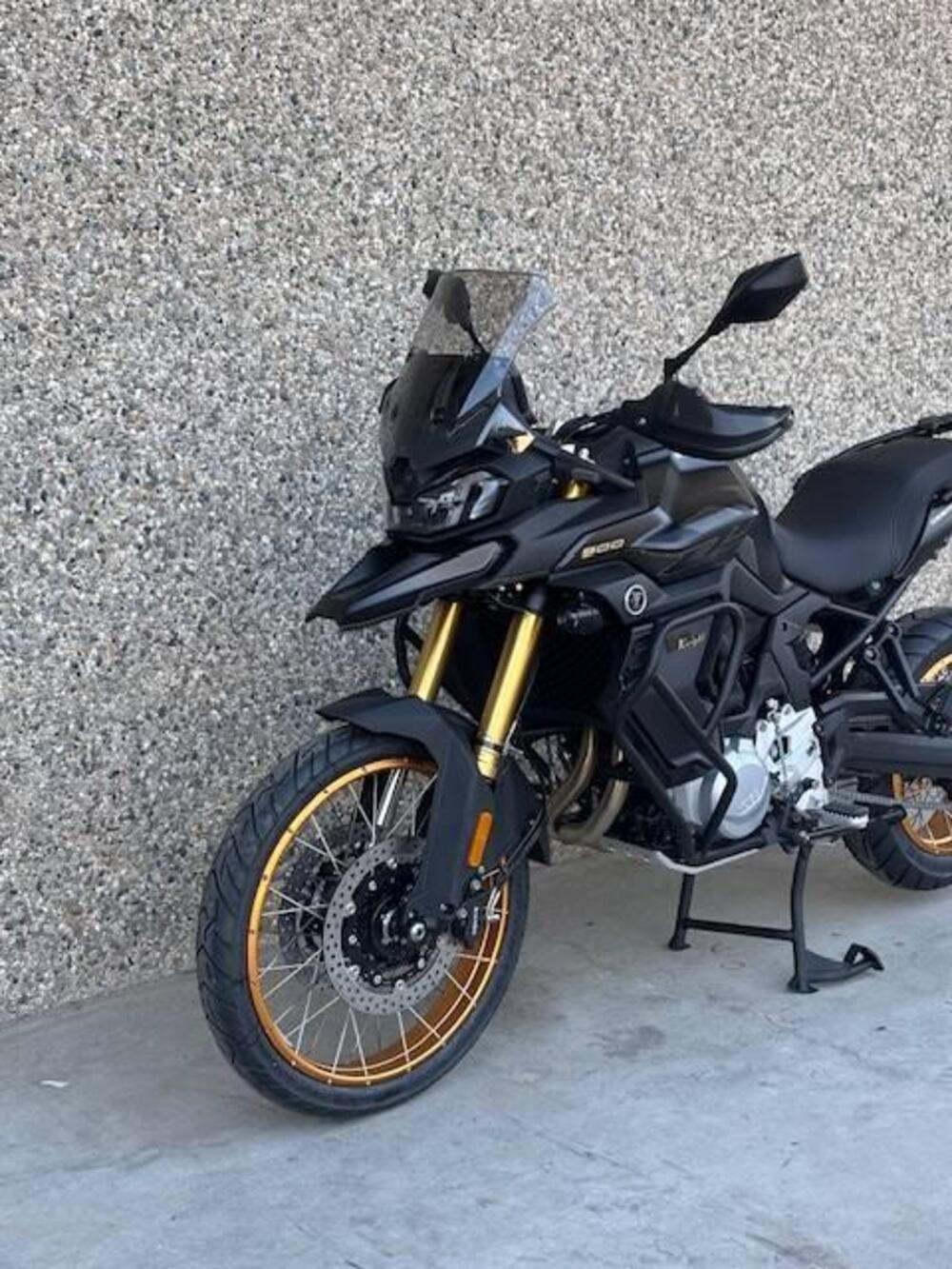 Voge Valico 900DSX (2024 - 26) (5)