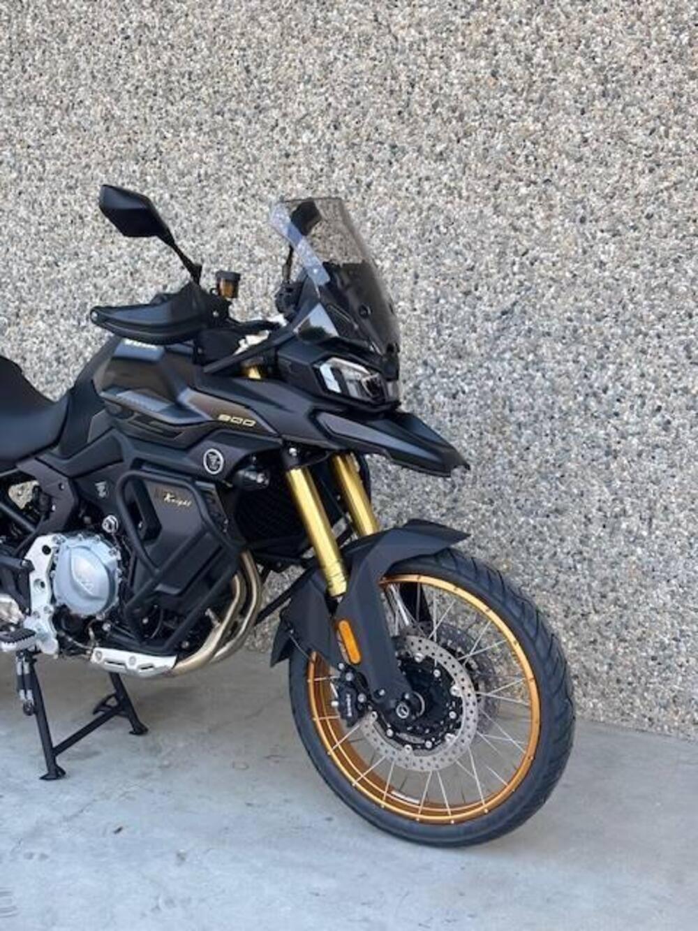 Voge Valico 900DSX (2024 - 26) (12)