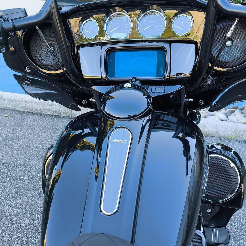 Harley-Davidson 114 Street Glide Special (2019 - 20) - FLHXS (7)