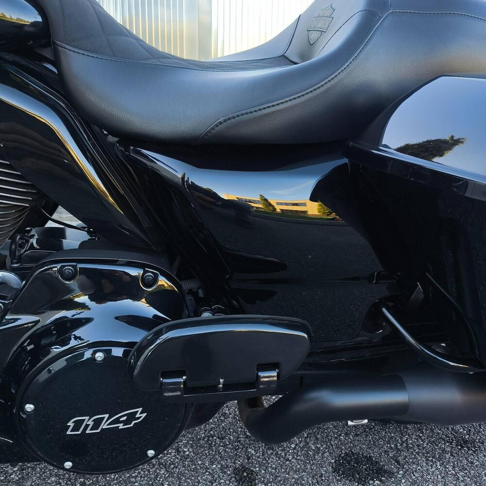 Harley-Davidson 114 Street Glide Special (2019 - 20) - FLHXS (12)