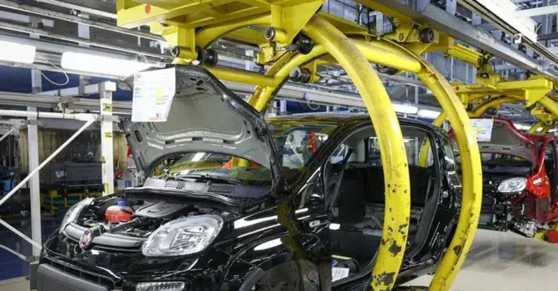 Stellantis, la Fiom alza i toni: &ldquo;Fermare la fuga dall&rsquo;Italia. Pronti alla mobilitazione&rdquo;