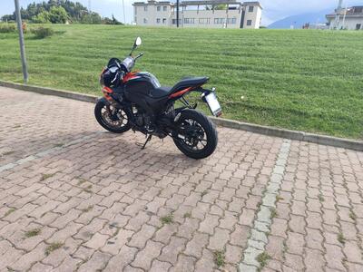 Aprilia Tuono 125 (2021 - 24) usata