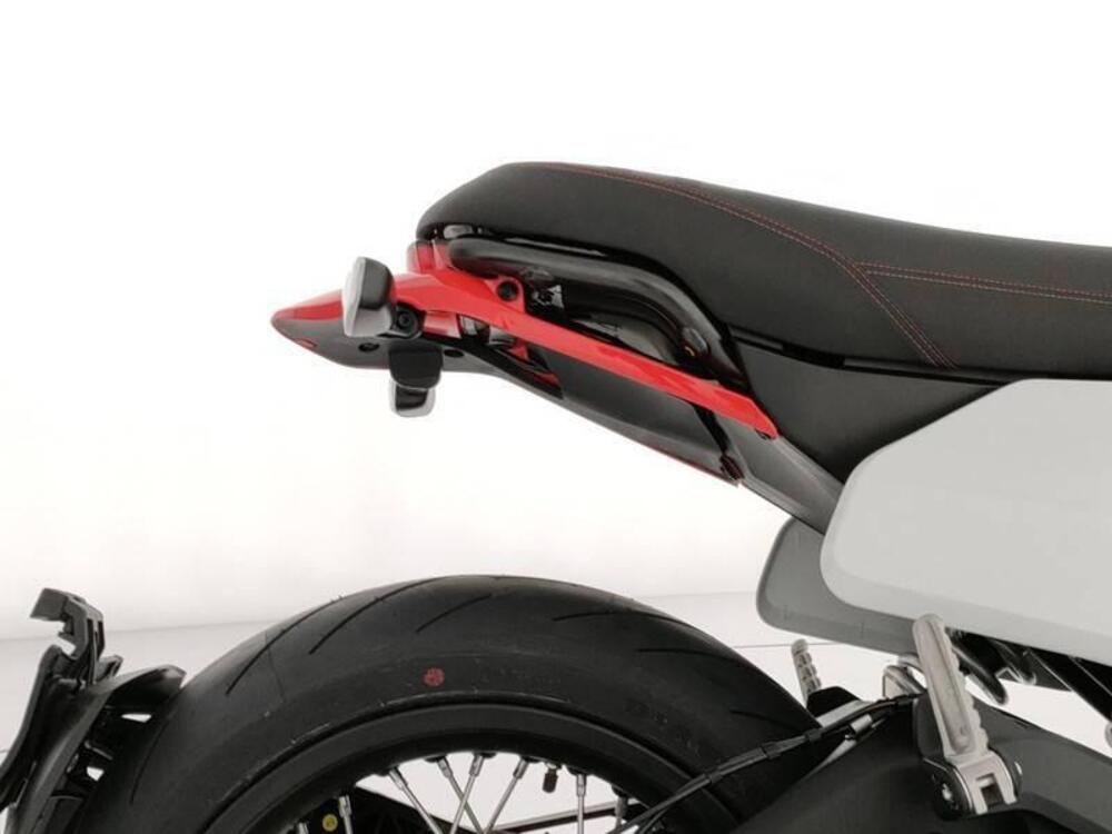 Ducati Scrambler 800 Urban Motard (2022) (5)