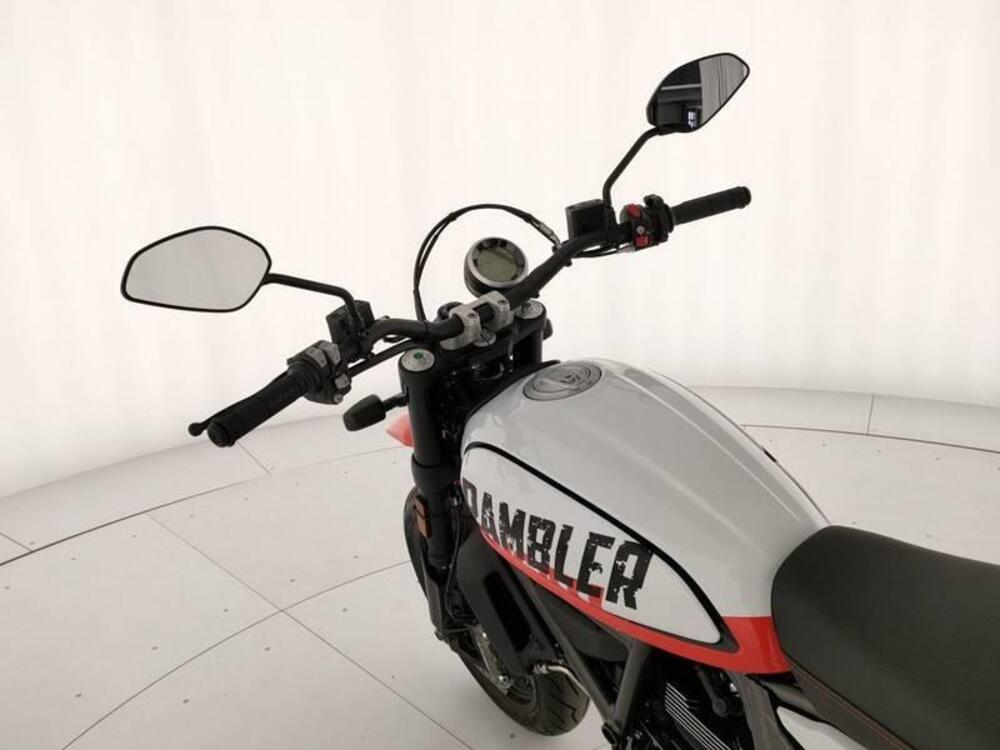 Ducati Scrambler 800 Urban Motard (2022) (7)