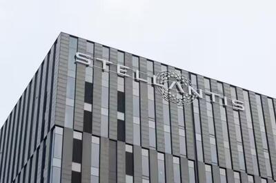 Stellantis e Catl, la Gigafactory di Saragozza accende il dibattito: arrivano 2 mila operai cinesi