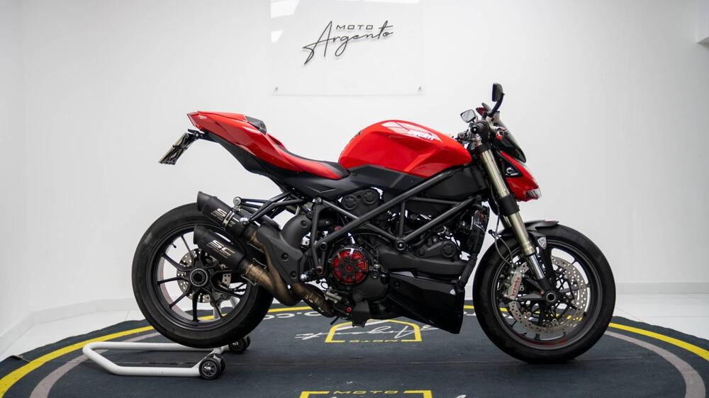 Ducati Streetfighter (2009 - 12) (6)