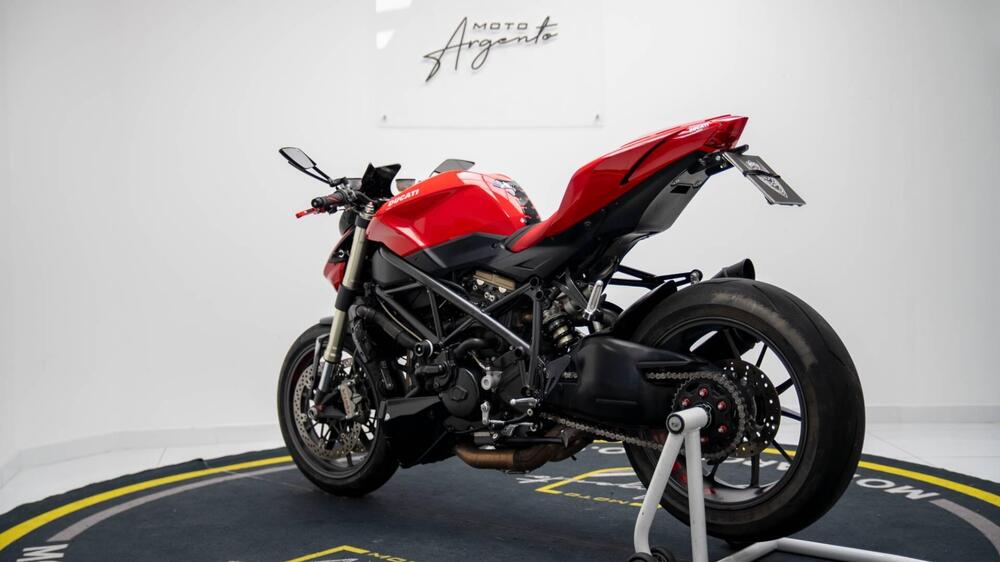 Ducati Streetfighter (2009 - 12) (9)