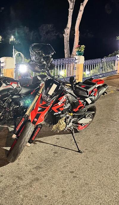 Ducati Hypermotard 698 Mono RVE (2024 - 25) usata