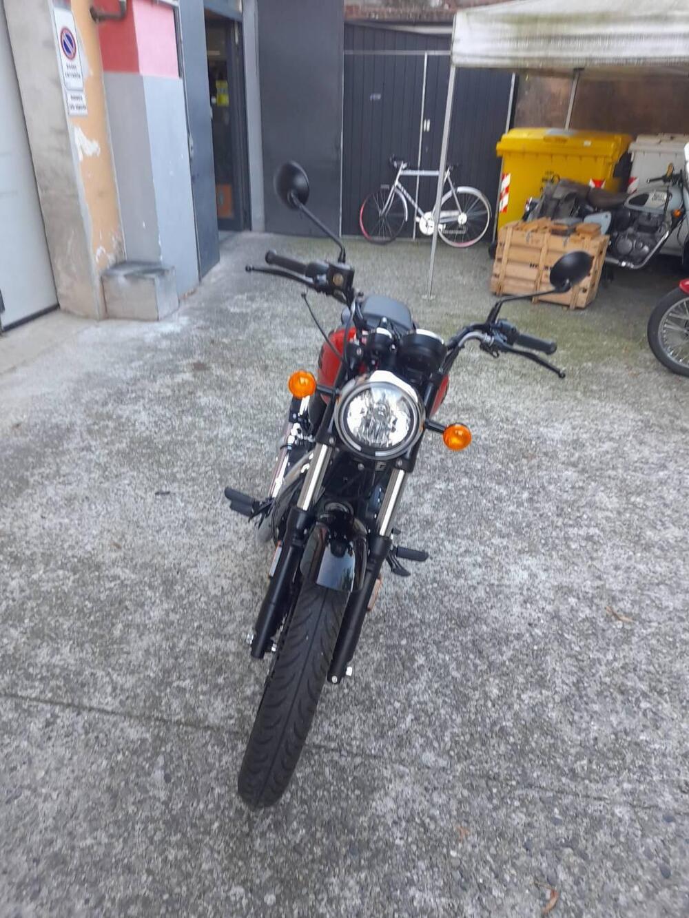 Royal Enfield Meteor 350 (2021 - 26) (6)