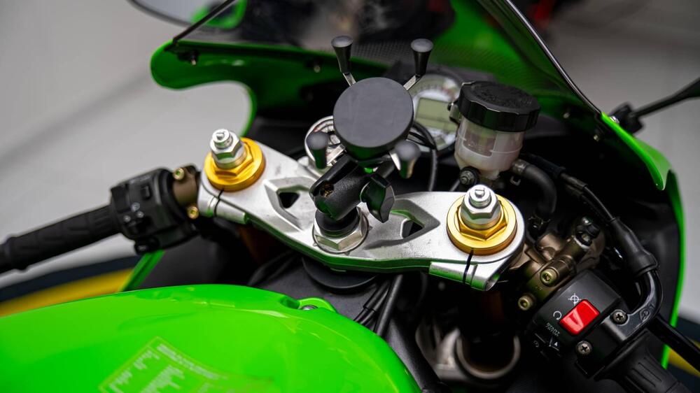 Kawasaki Ninja 636 ZX-6R (2005 - 06) (12)