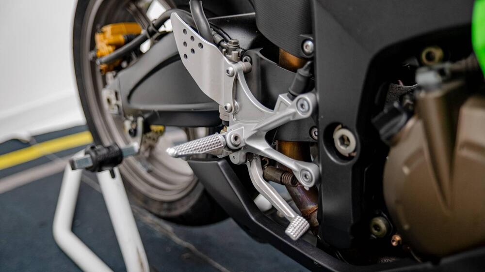 Kawasaki Ninja 636 ZX-6R (2005 - 06) (14)