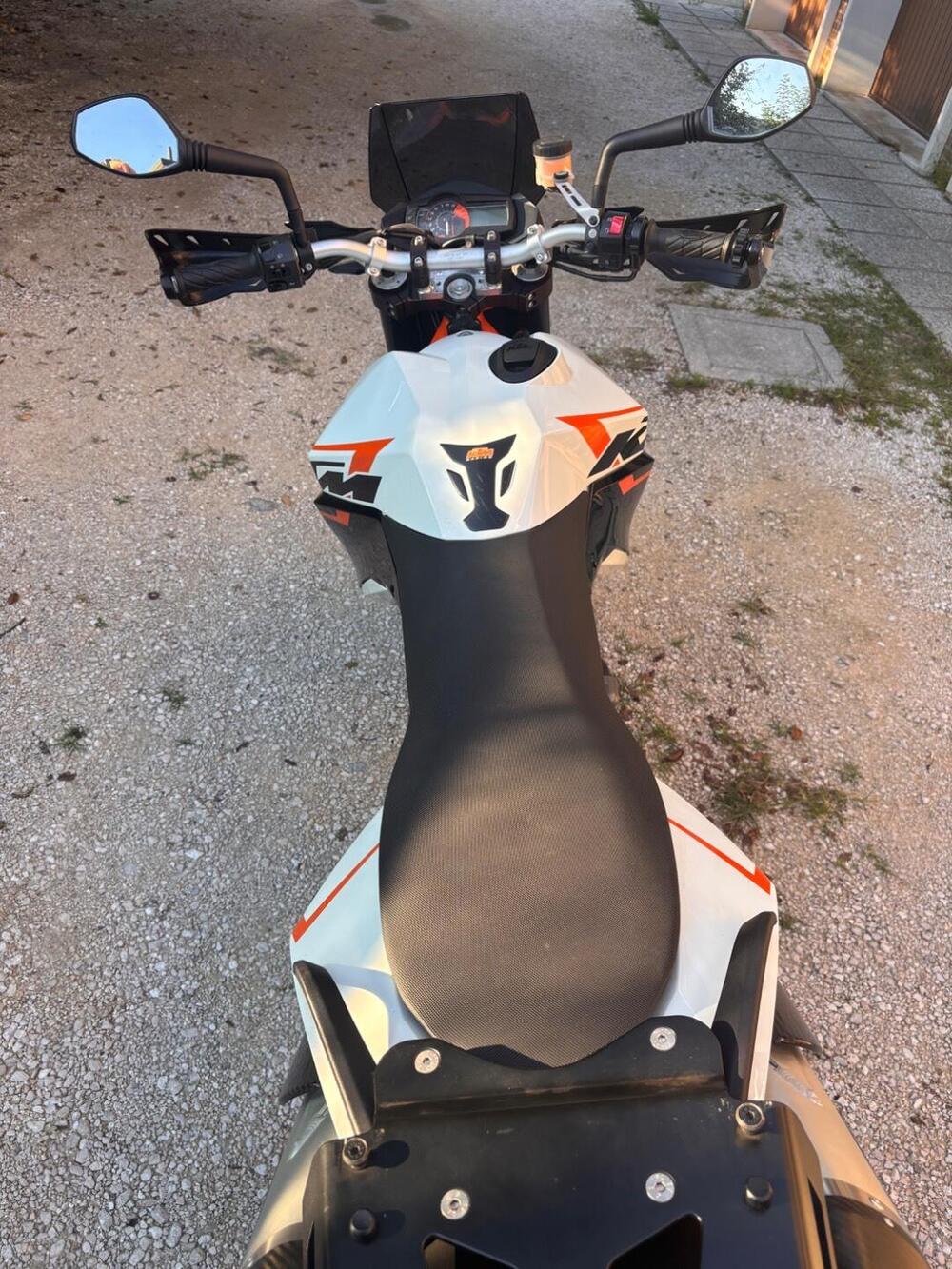 KTM 990 Supermoto R (2009 - 11) (3)
