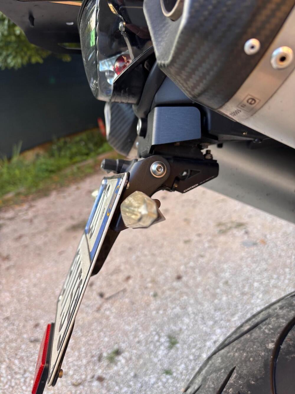 KTM 990 Supermoto R (2009 - 11) (12)