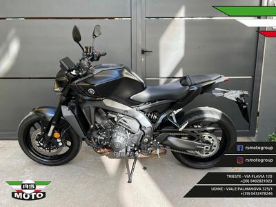 Yamaha MT-09 Y-AMT (2024 - 25) usata