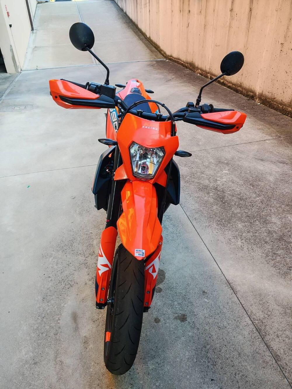 KTM 690 SMC R (2023 - 25) (17)