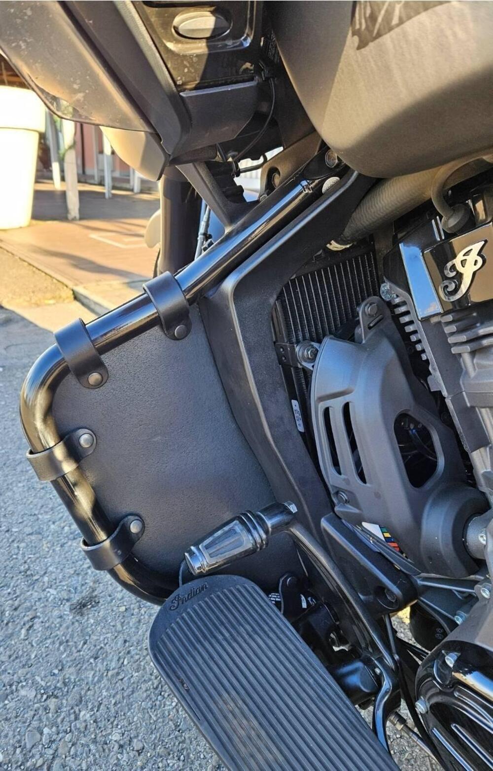 Indian Challenger 1768 Dark Horse (2021 - 25) (8)