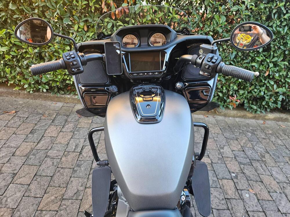 Indian Challenger 1768 Dark Horse (2021 - 25) (10)