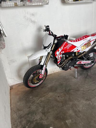 Husqvarna SM 610 (2008) usata