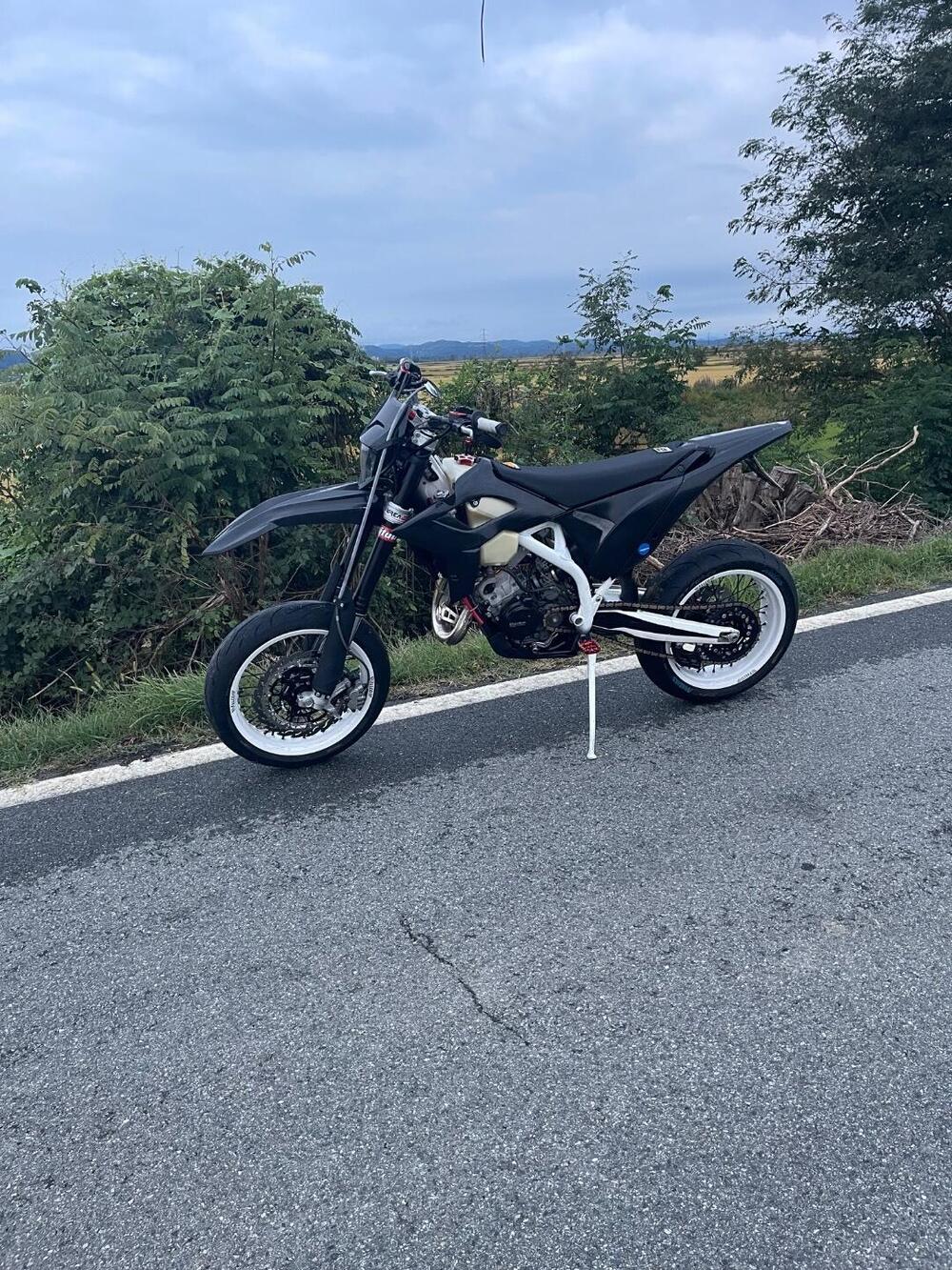 Betamotor RR 125 2T Enduro (2018) (3)