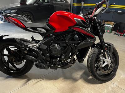 MV Agusta Brutale 800 Rosso (2021 - 23) usata