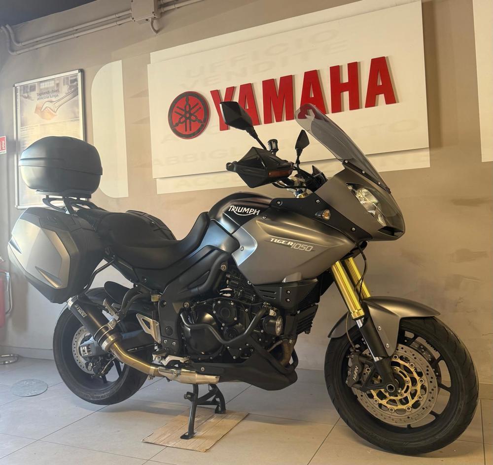 Triumph Tiger 1050 (2006 - 12)