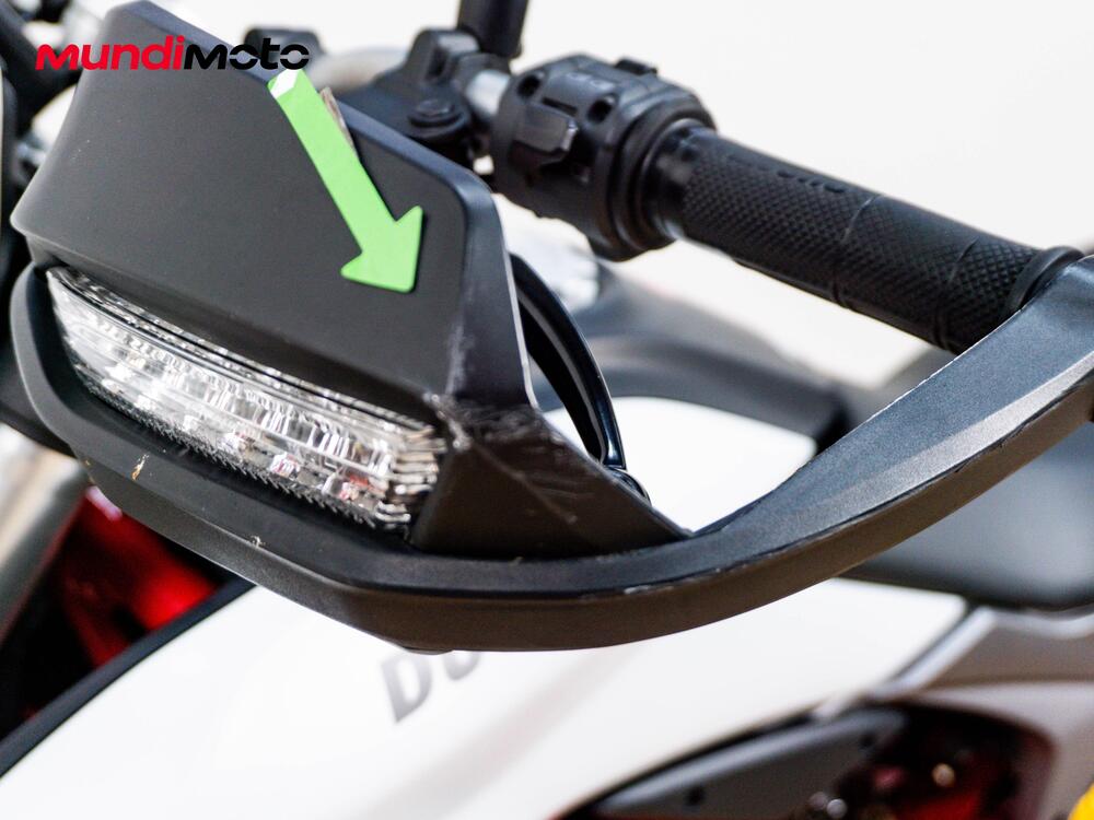 Ducati Hypermotard 939 (2016 - 18) (13)