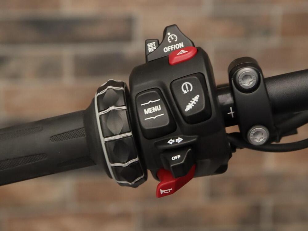 Bmw F 900 R (2025 - 26) (13)