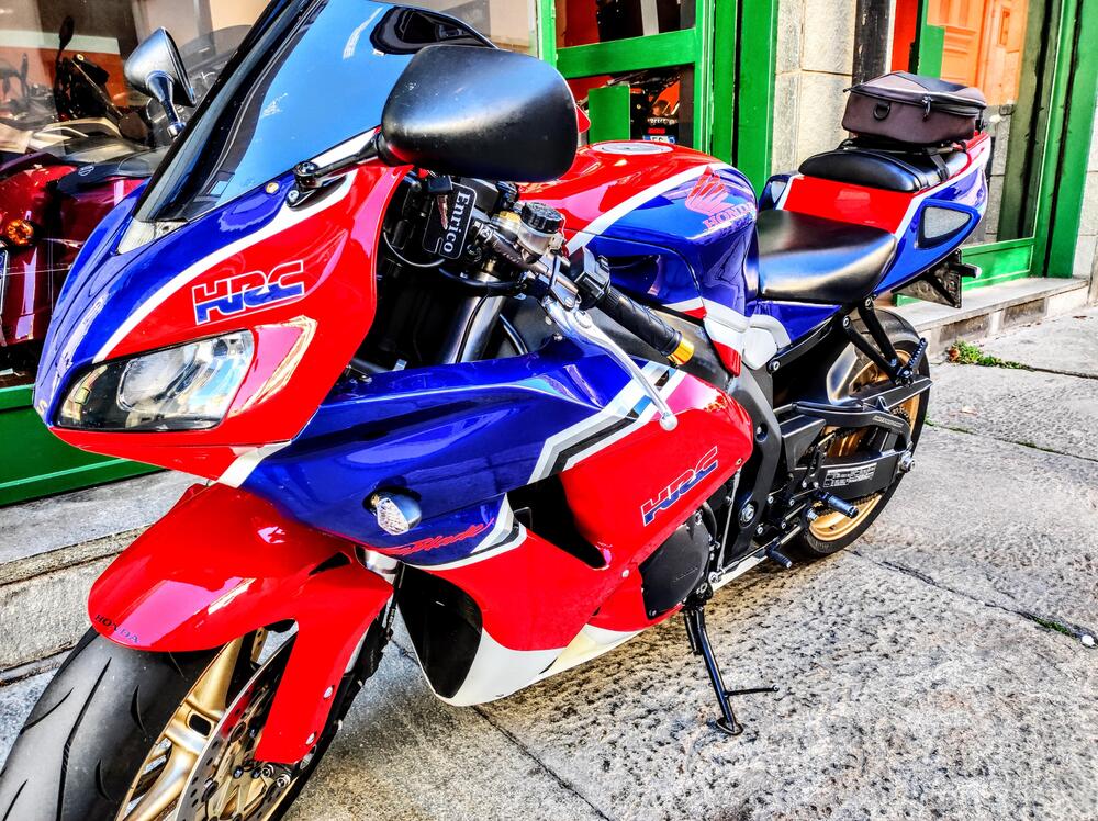 Honda CBR 1000 RR Fireblade (2006 - 07) (6)