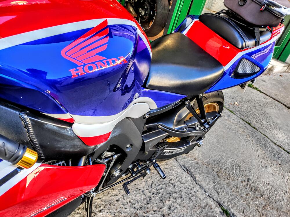 Honda CBR 1000 RR Fireblade (2006 - 07) (10)