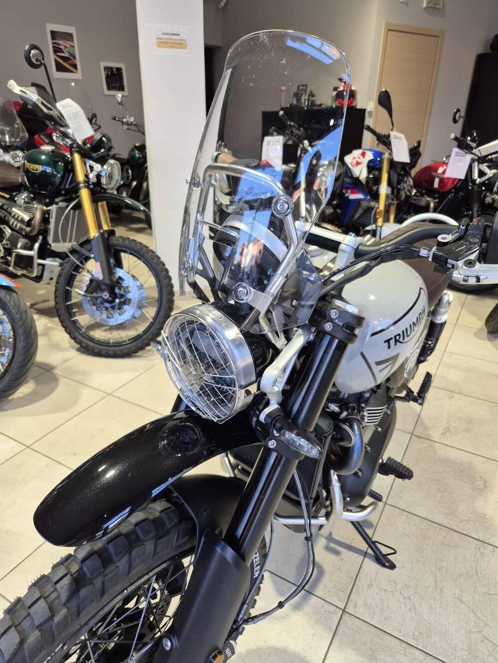 Triumph Scrambler 1200 X (2024 - 26) (11)