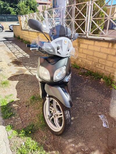 Yamaha Xenter 150 (2011 - 14) usata