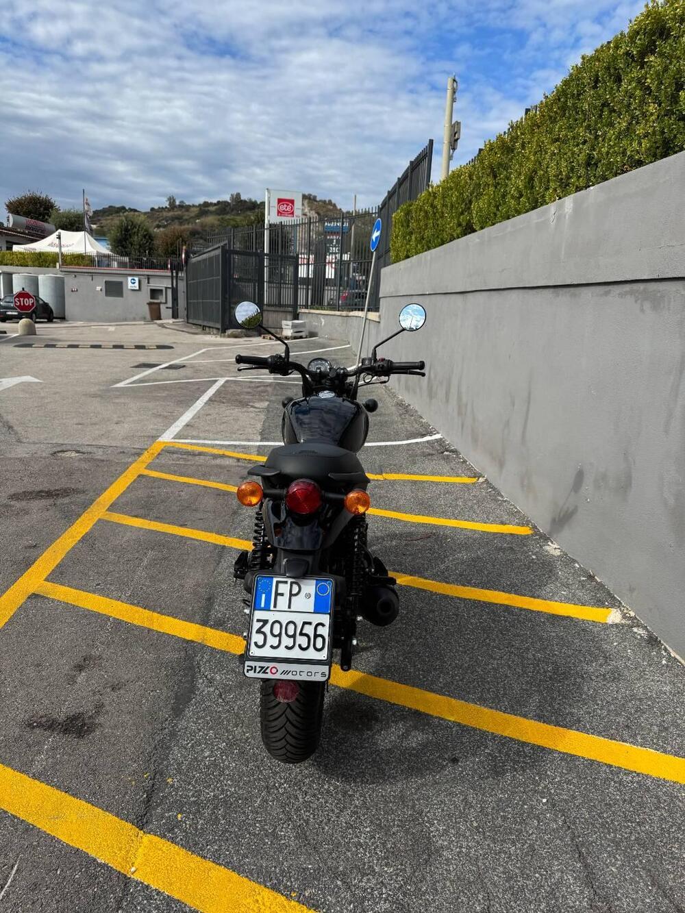 Royal Enfield HNTR 350 (2022 - 26) (2)