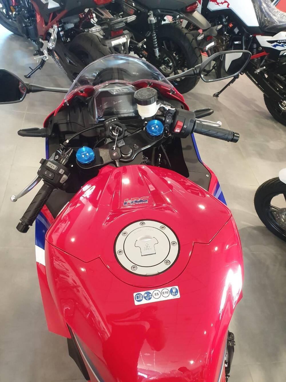 Honda CBR 600 RR (2024 - 26) (4)