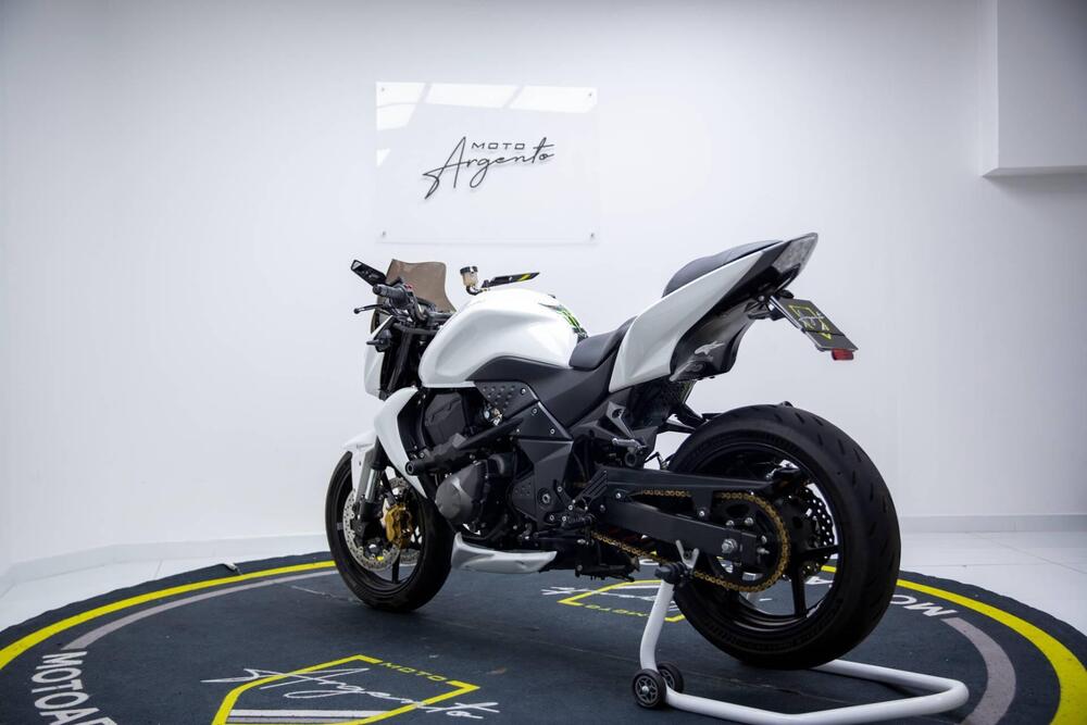 Kawasaki Z 750 (2007 - 14) (2)