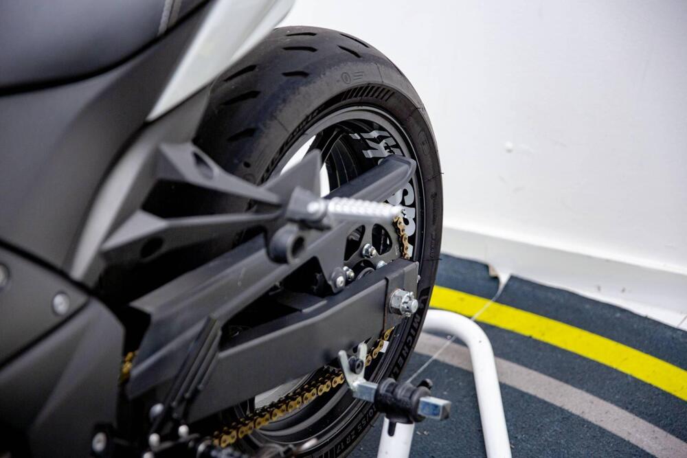 Kawasaki Z 750 (2007 - 14) (18)