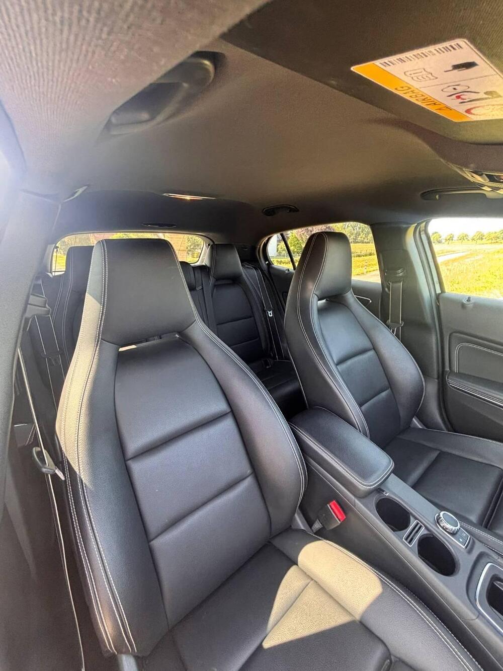 Mercedes-Benz GLA SUV usata a Roma (3)