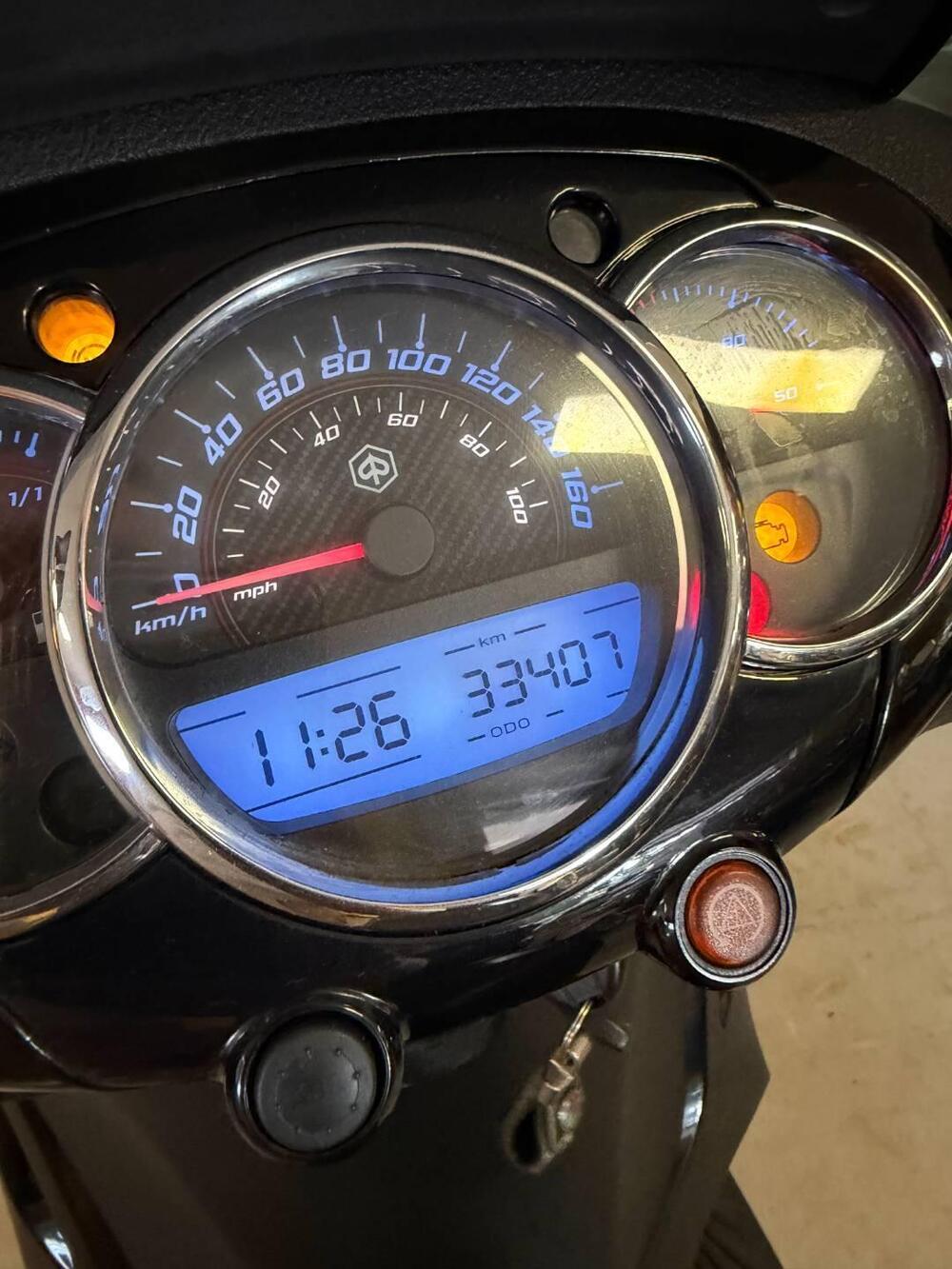 Piaggio Beverly 300 i.e. Police ABS-ASR (2017 - 20) (6)