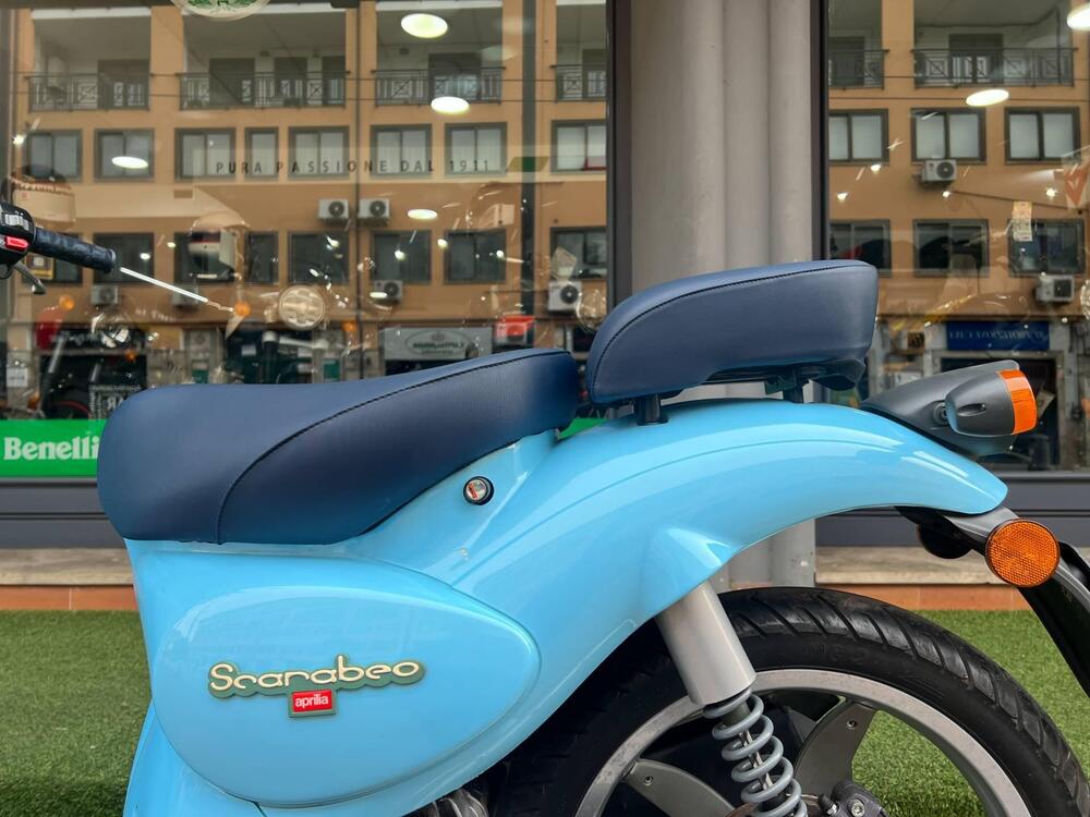 Aprilia Scarabeo 50 I.E Ditech (2001 - 04) (6)