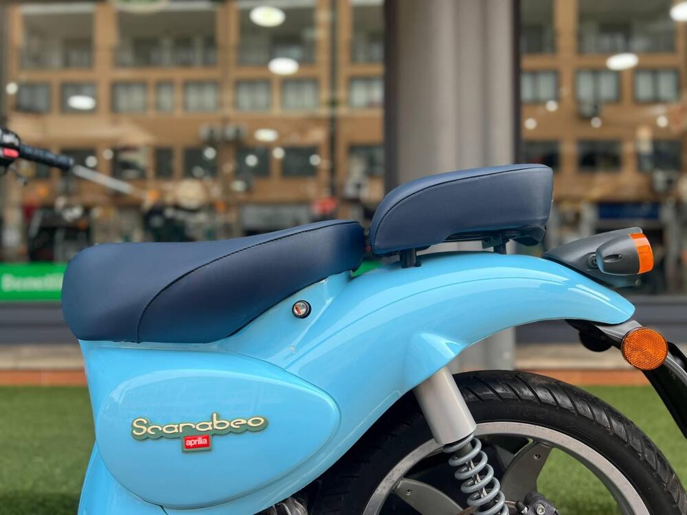 Aprilia Scarabeo 50 I.E Ditech (2001 - 04) (17)