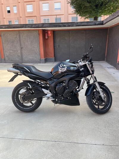 Yamaha FZ6 (2004 - 07) usata