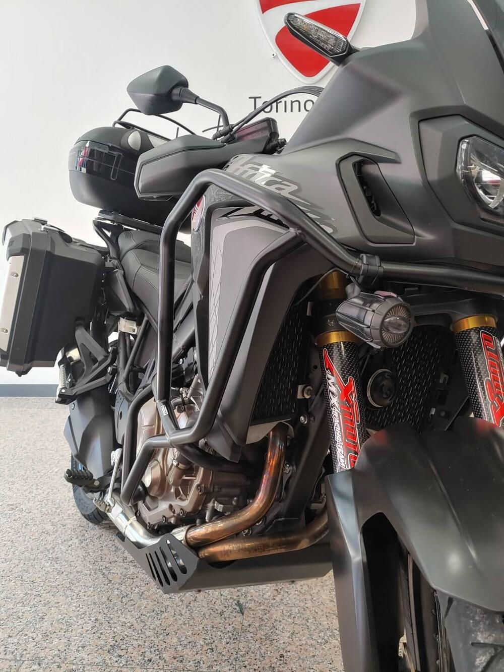 Honda Africa Twin CRF 1000L ABS (2016 - 17) (9)