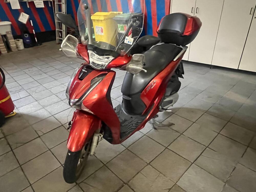 Honda SH 150 i (2017 - 19) (2)