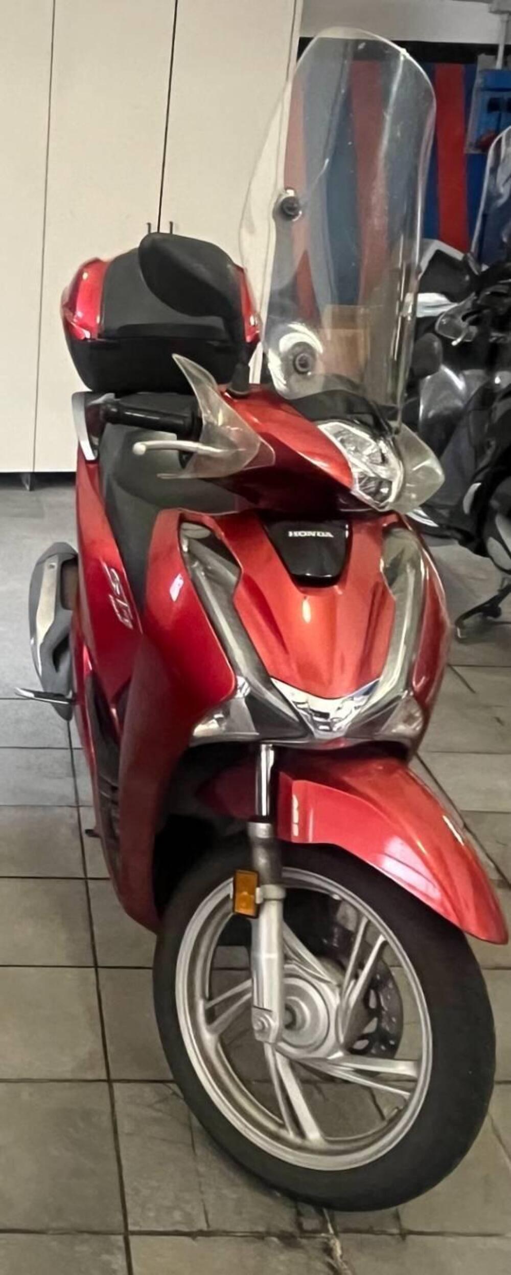 Honda SH 150 i (2017 - 19) (8)