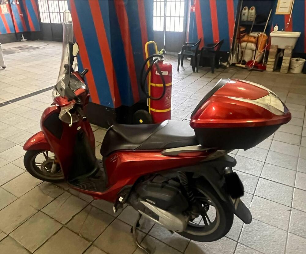 Honda SH 150 i (2017 - 19) (11)