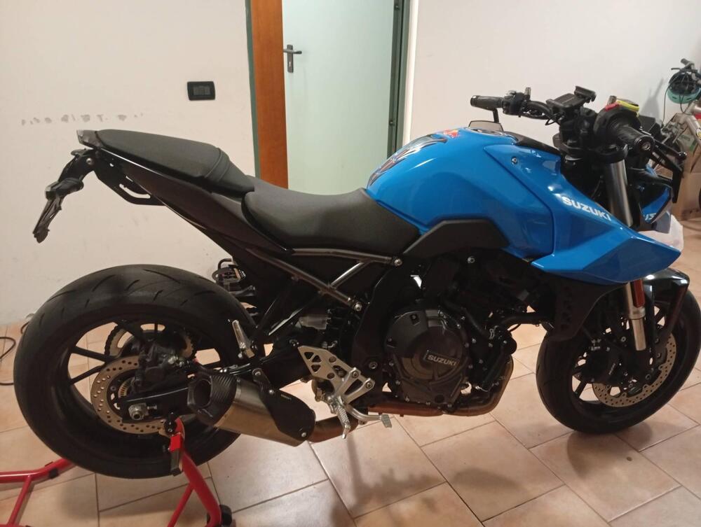 Suzuki GSX-8S (2025) (2)