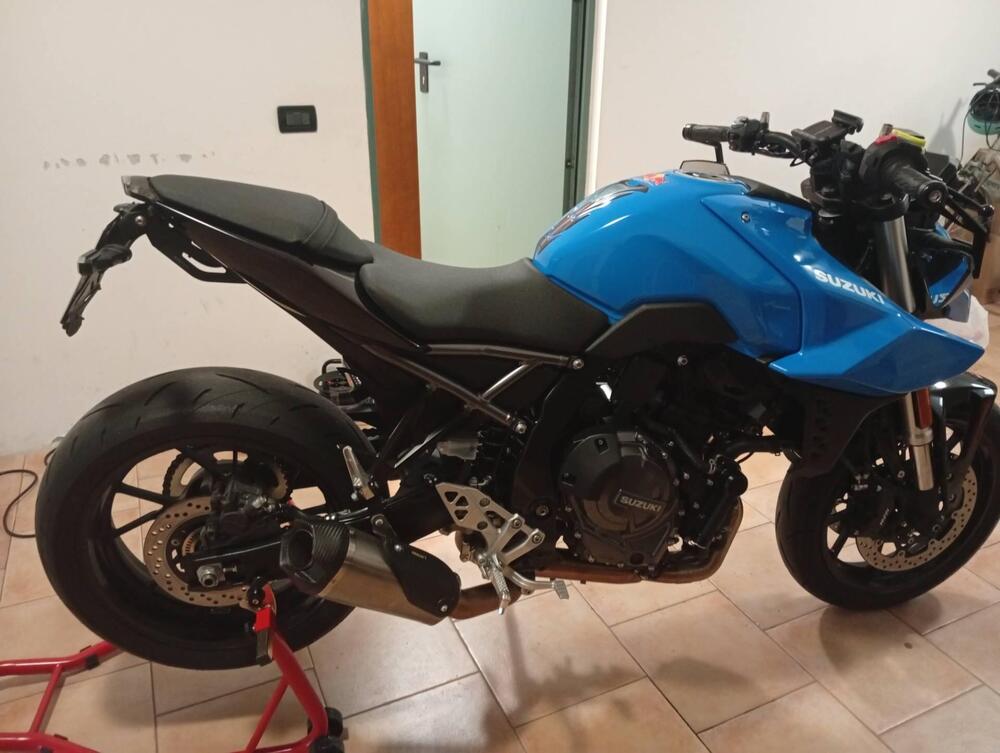 Suzuki GSX-8S (2025) (3)
